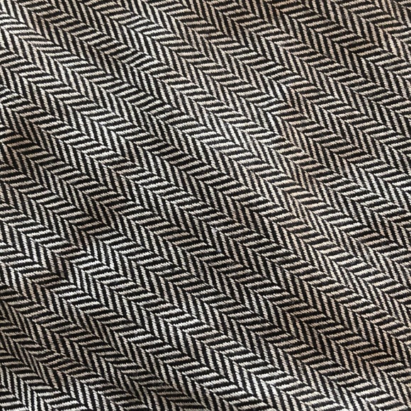 Urban Outfitters Pattern mini skirt - Picture 3 of 4